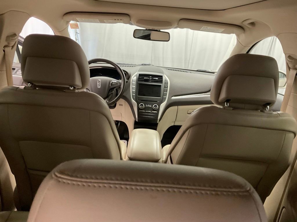 Used 2017 Lincoln MKC Reserve FWD image 28