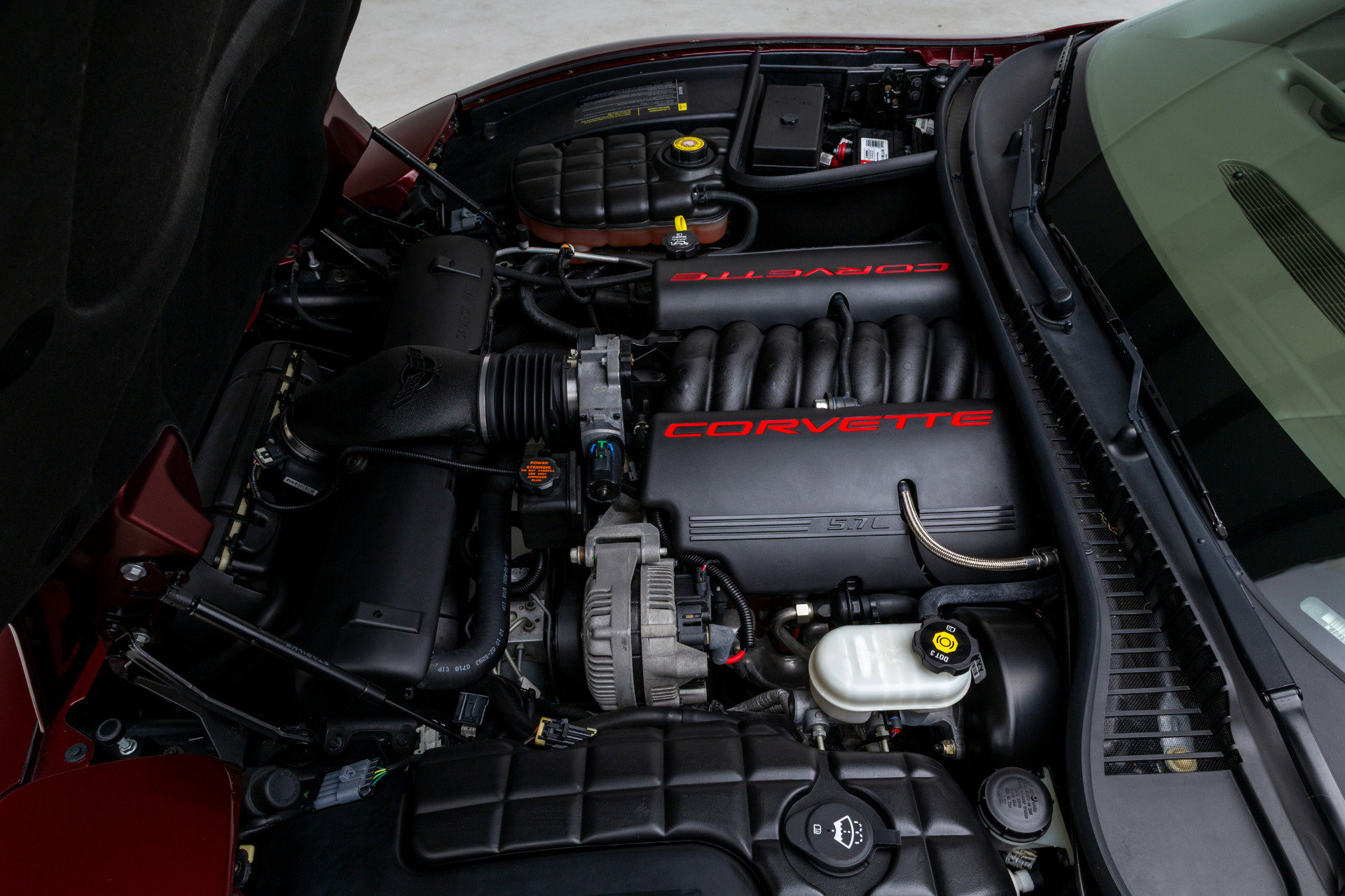 Used 2003 Chevrolet Corvette 50th Anniversary Edition w/ Preferred Equipment Group1 image 17