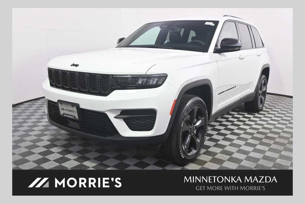 Used 2023 Jeep Grand Cherokee Altitude