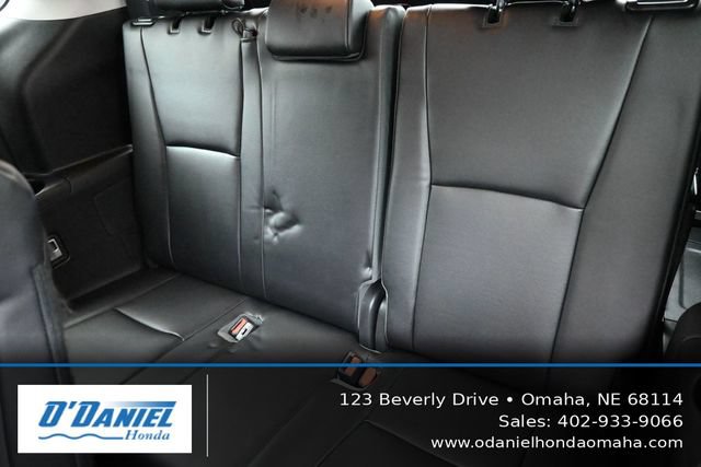 Used 2023 Toyota Highlander XLE AWD/4WD image 37