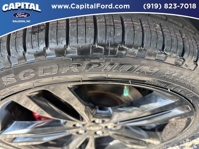 Certified 2022 Ford Edge ST w/ Equipment Group 401A AWD/4WD image 14