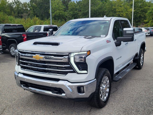 New 2026 Chevrolet Silverado 2500 LTZ w/ LTZ Premium Package image 8