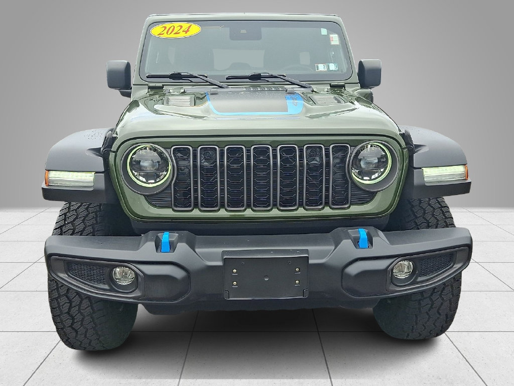 Used 2024 Jeep Wrangler Unlimited Rubicon 4xe AWD/4WD image 3