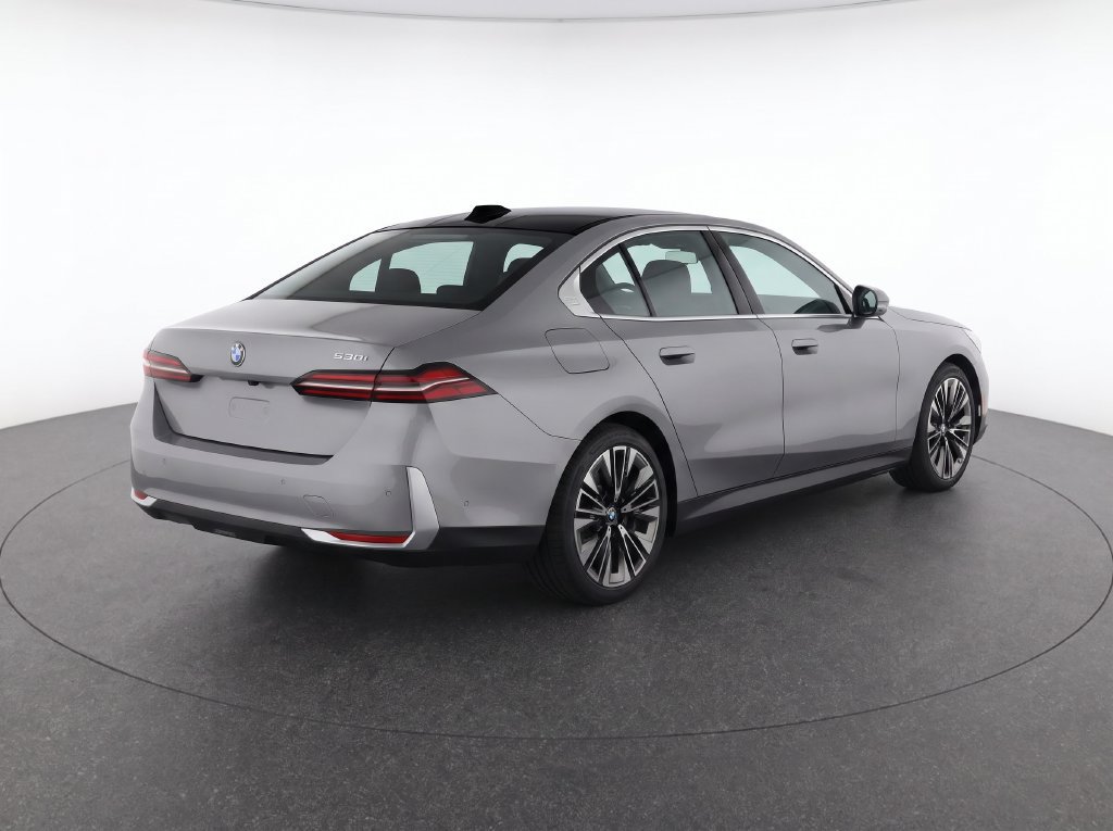 Certified 2026 BMW 530i RWD image 34