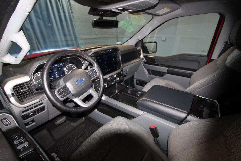 Used 2022 Ford F150 XLT w/ Equipment Group 302A High AWD/4WD image 2