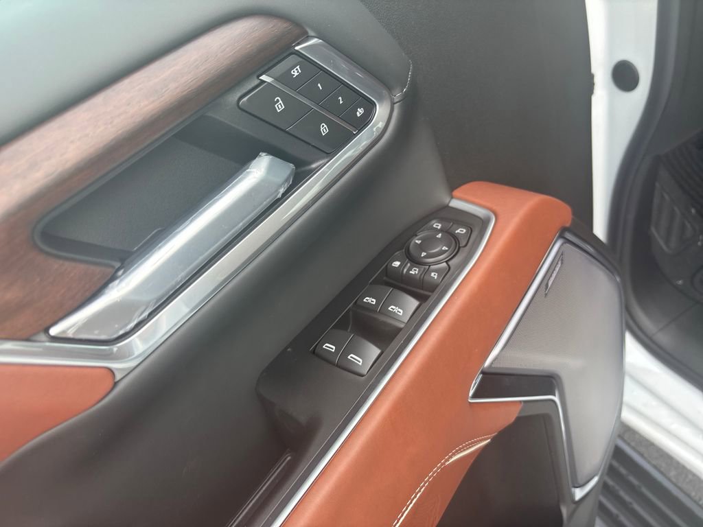 New 2026 GMC Sierra 2500 Denali Ultimate image 14