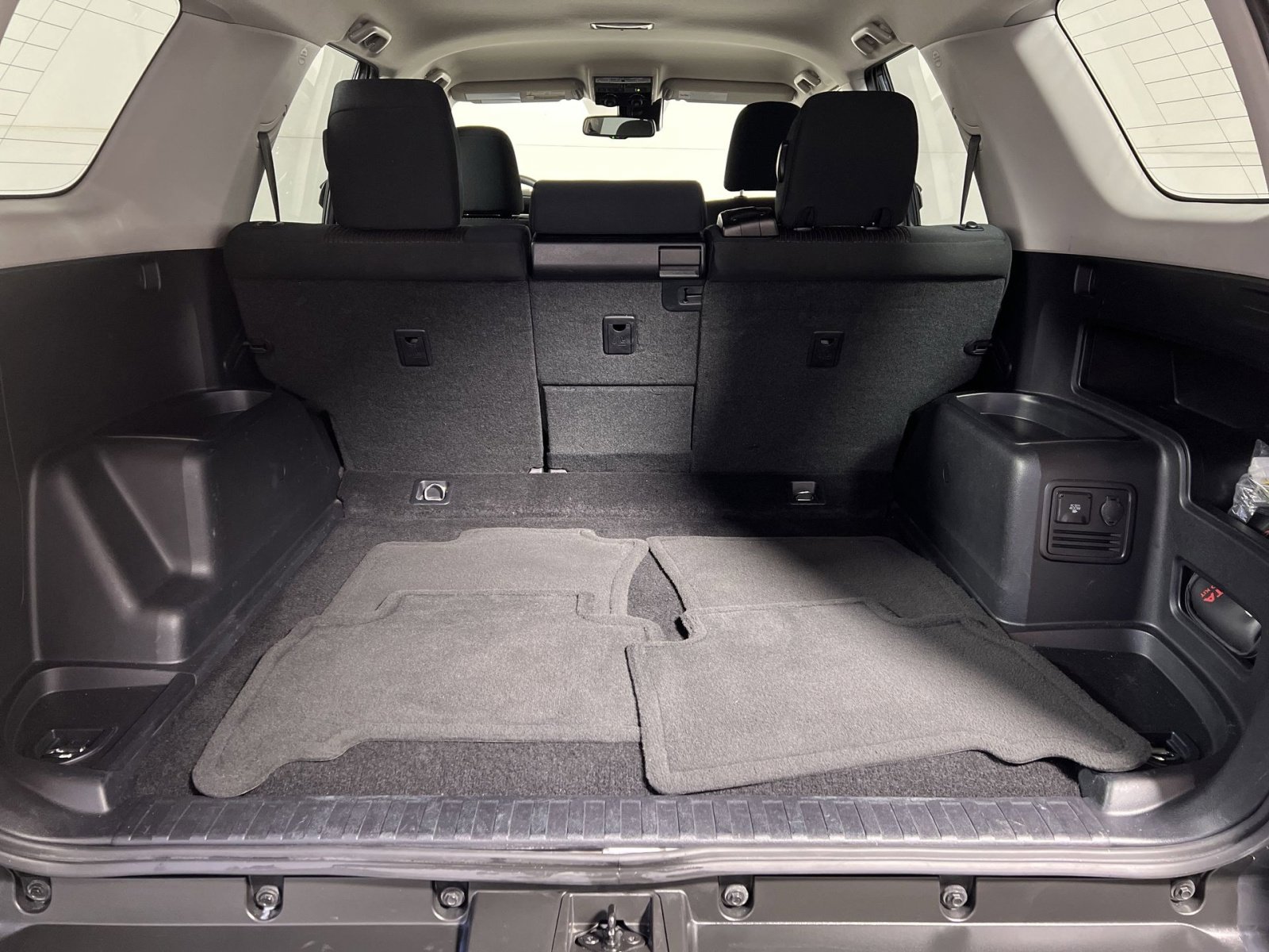 Used 2024 Toyota 4Runner TRD Off-Road image 24