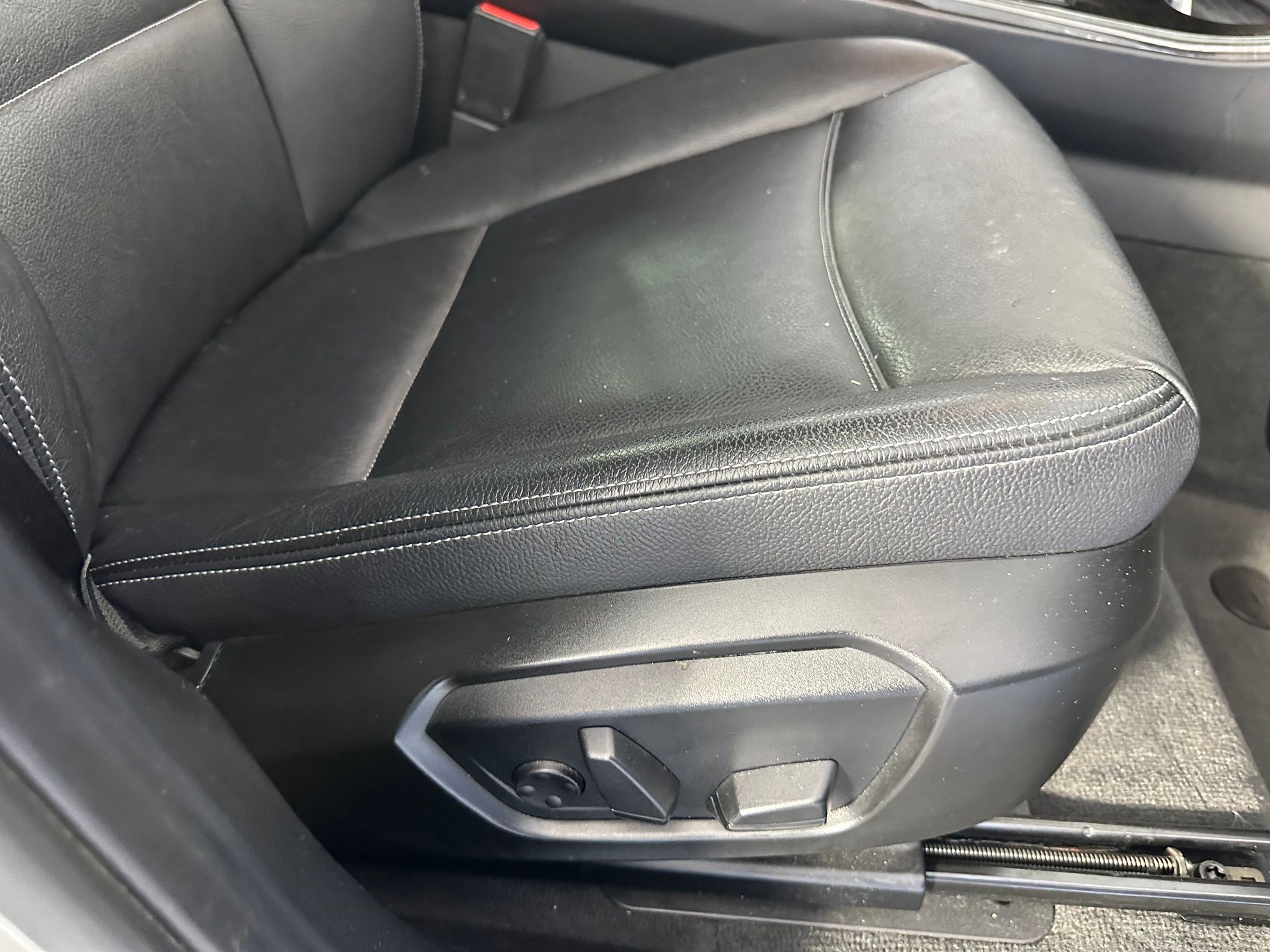 Used 2017 BMW X3 sDrive28i image 32