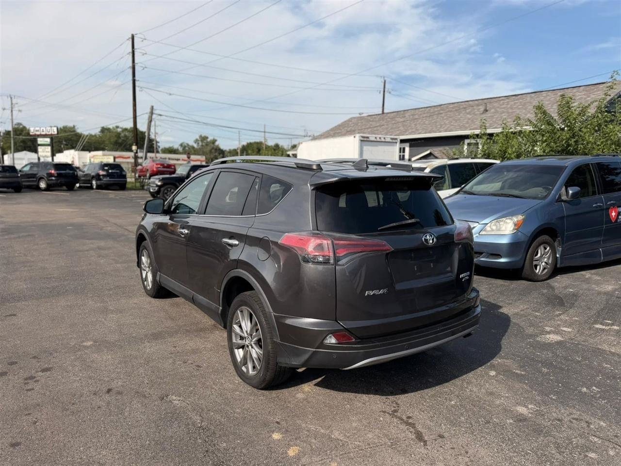 Used 2017 Toyota RAV4 Limited w/ All Weather Liner Package AWD/4WD image 10