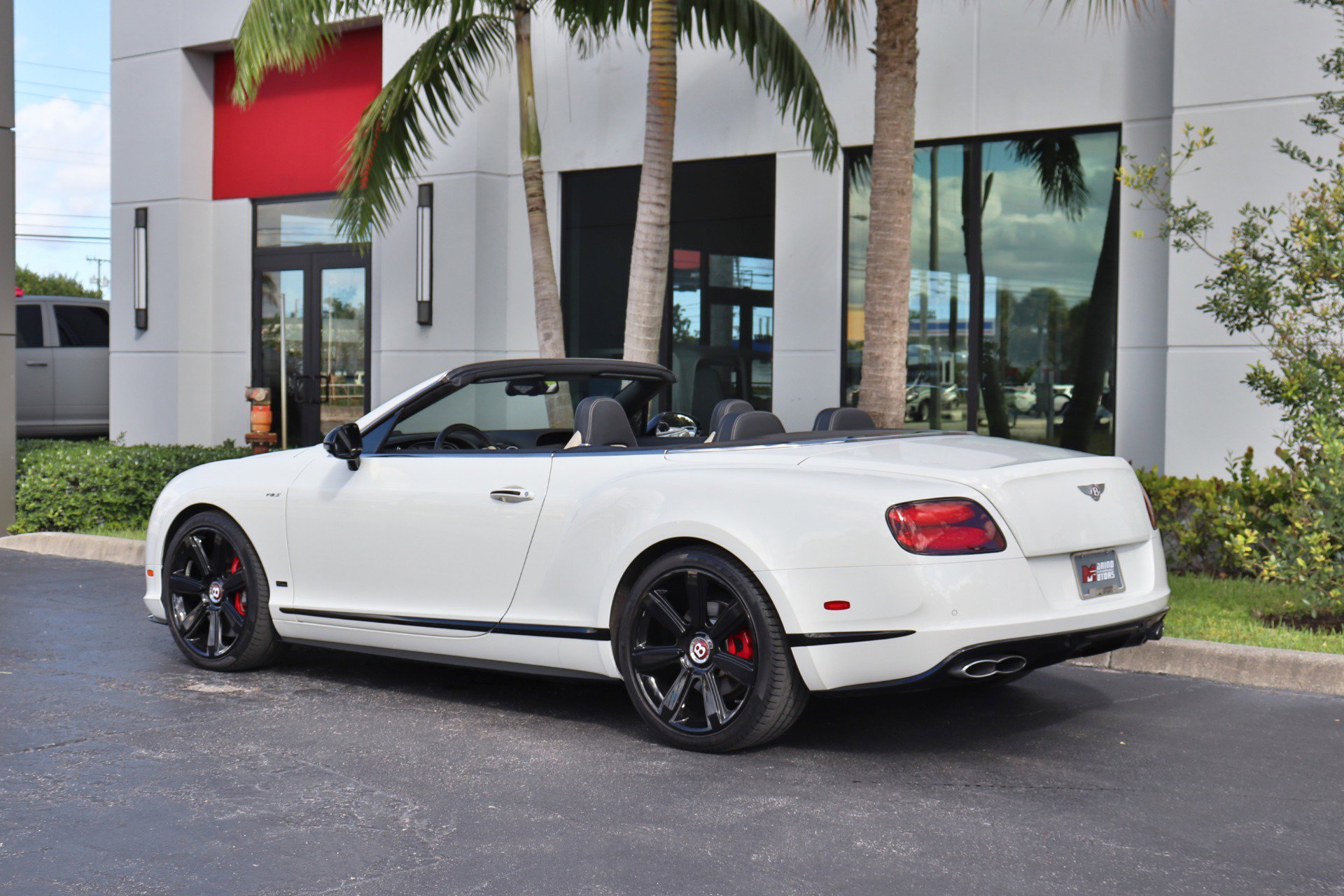 Used 2015 Bentley Continental GT V8 S image 14