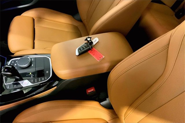 Certified 2022 BMW X4 M40i w/ Premium Package image 12