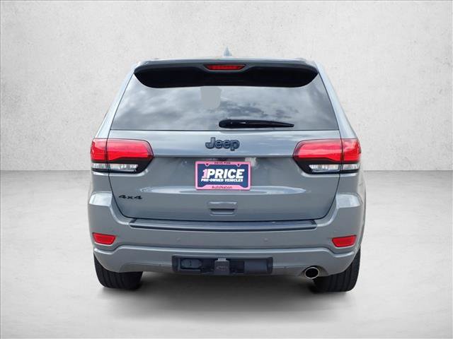 Used 2020 Jeep Grand Cherokee Altitude AWD/4WD image 3