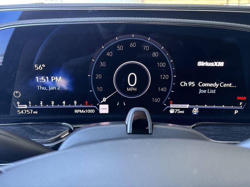 Certified 2022 Cadillac Escalade Premium Luxury image 11