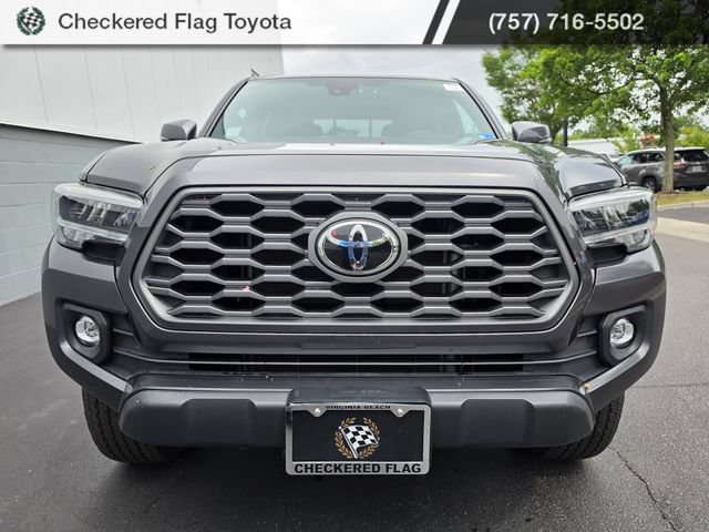 Used 2023 Toyota Tacoma TRD Off-Road w/ Technology Package AWD/4WD image 10