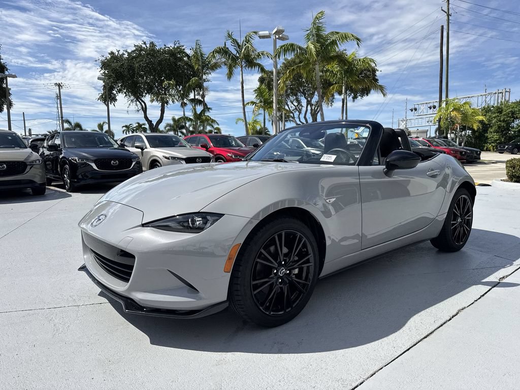 Used 2025 MAZDA MX-5 Miata Club RWD image 28