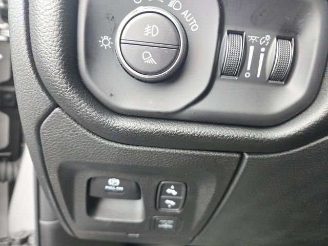 New 2026 RAM 1500 Laramie w/ Night Edition AWD/4WD image 14
