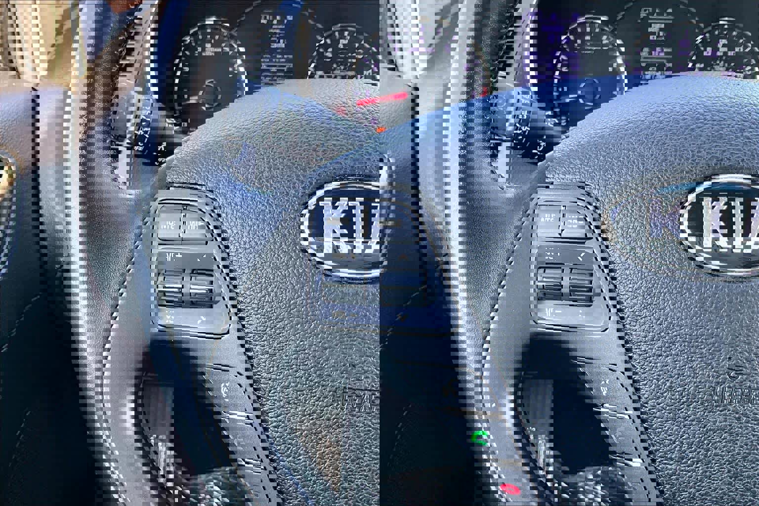 Used 2016 Kia Forte EX image 23