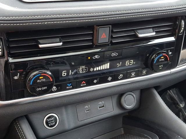 Used 2022 Nissan Rogue SL image 16