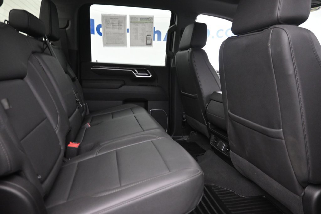 Used 2025 Chevrolet Silverado 2500 LTZ AWD/4WD image 10
