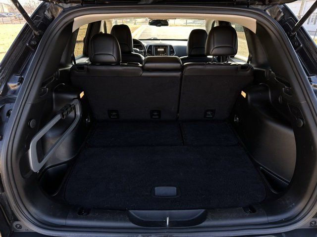 Used 2017 Jeep Cherokee High Altitude w/ Technology Group image 18