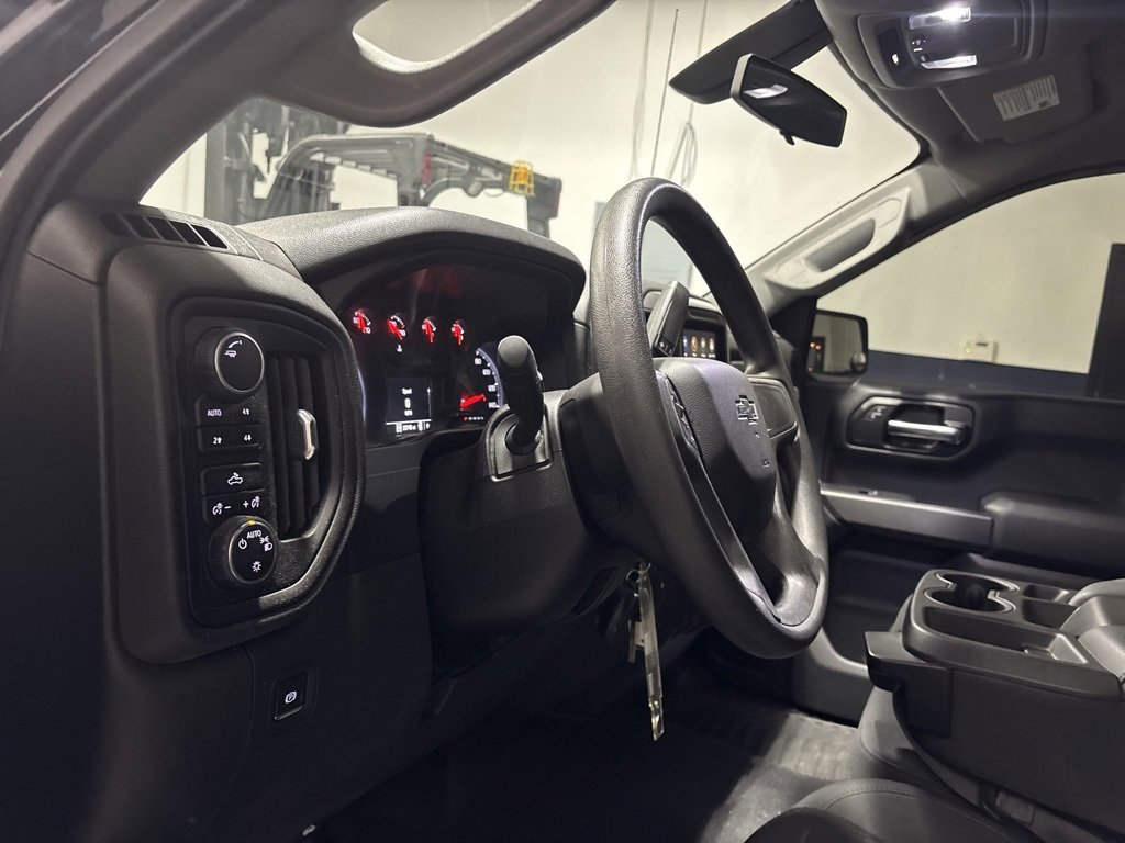 Used 2020 Chevrolet Silverado 1500 Custom Trail Boss w/ Custom Convenience Package image 13