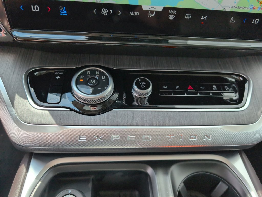 New 2026 Ford Expedition Max Platinum w/ Platinum Ultimate Package AWD/4WD image 25