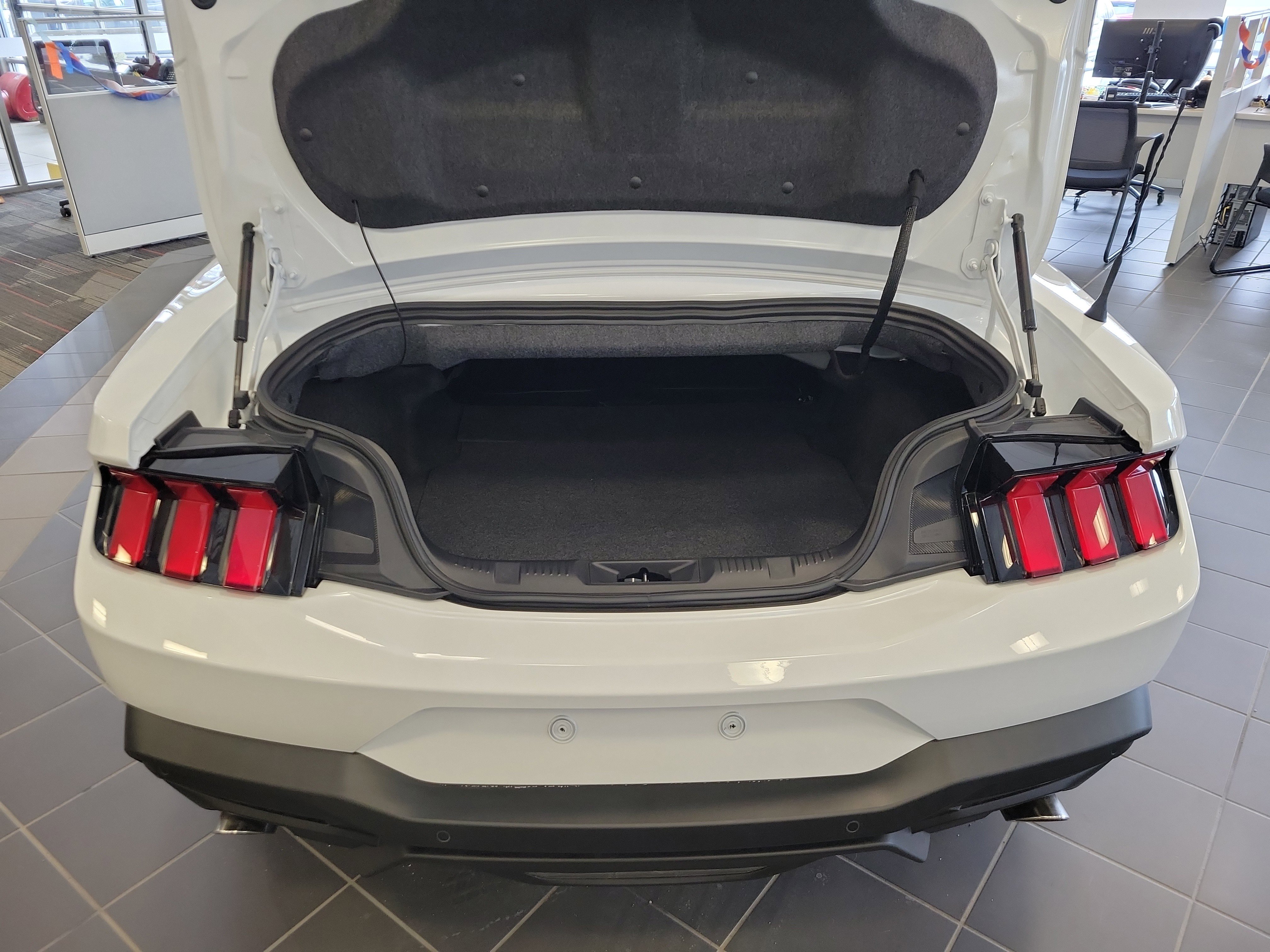 Used 2026 Ford Mustang Premium image 17