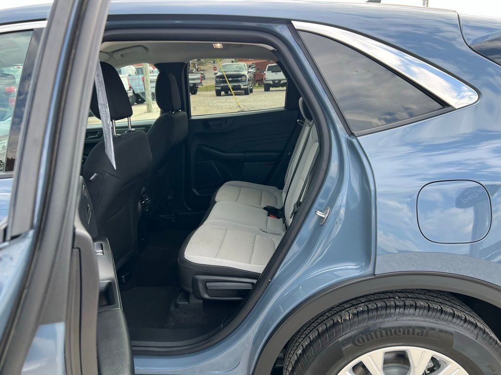Used 2024 Ford Escape Active image 16