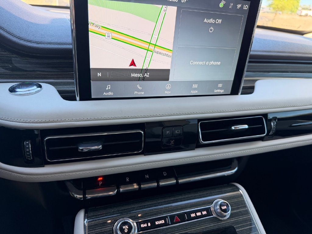 Certified 2023 Lincoln Aviator Black Label w/ Class IV Trailer Tow Package AWD/4WD image 24
