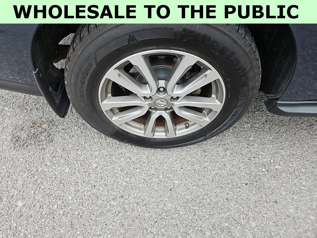 Used 2015 Nissan Pathfinder S image 11
