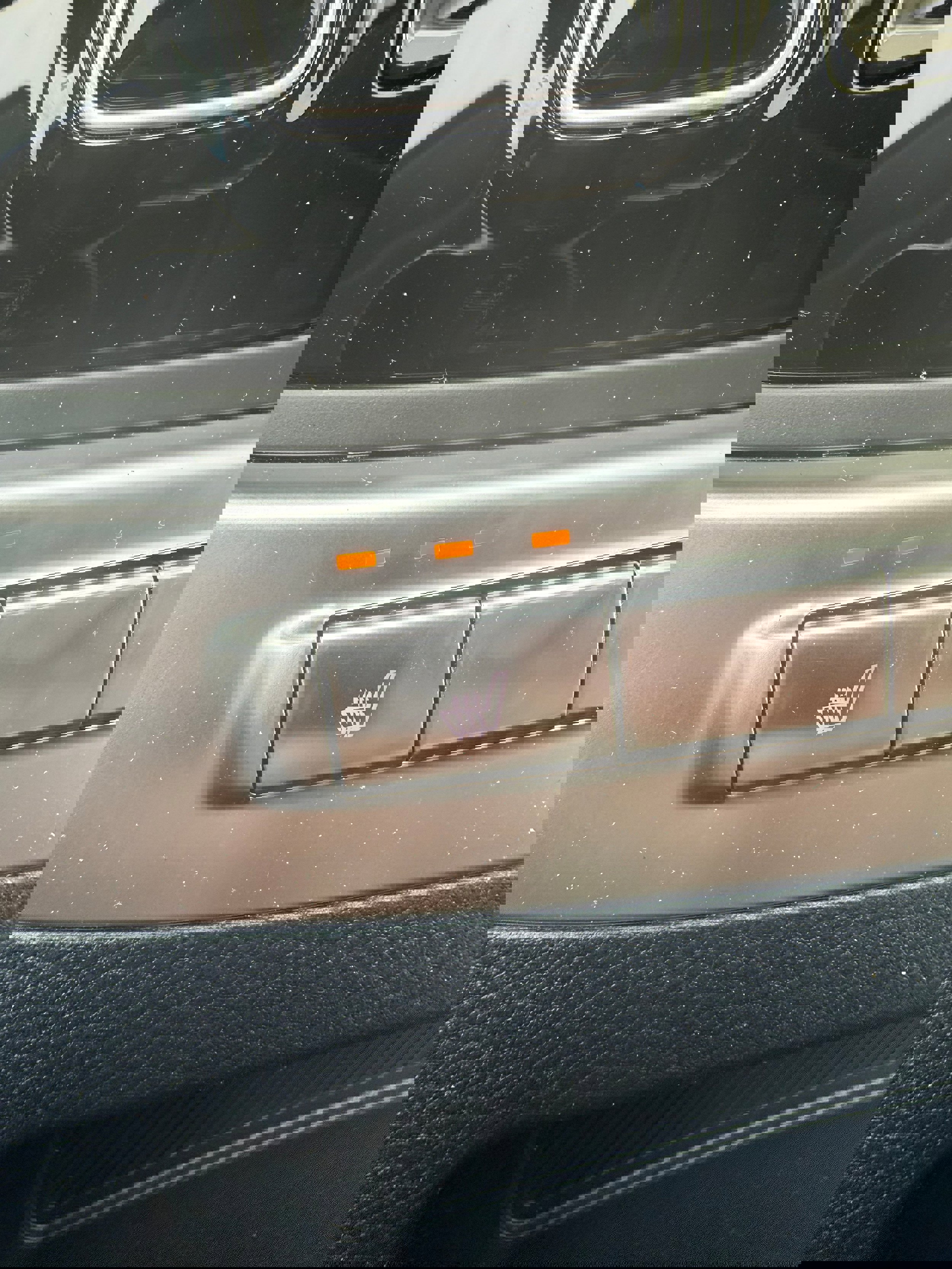 New 2025 Kia Carnival EX image 20