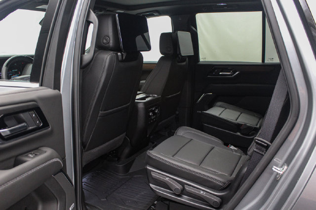 New 2026 GMC Yukon Denali w/ Denali Reserve Package AWD/4WD image 14