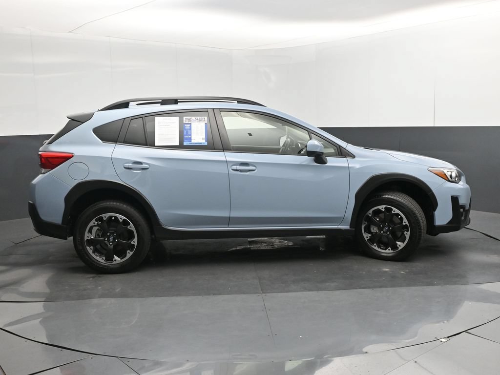 Used 2022 Subaru Crosstrek 2.0i Premium w/ Moonroof Package AWD/4WD image 32