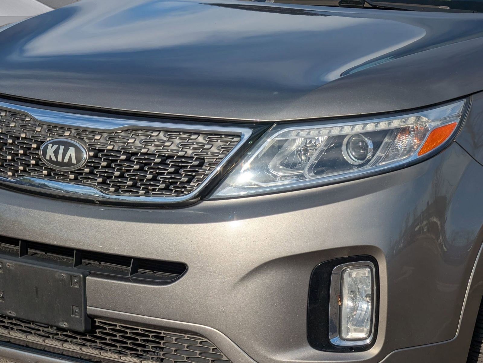 Used 2014 Kia Sorento SX w/ 3rd Row Package image 11