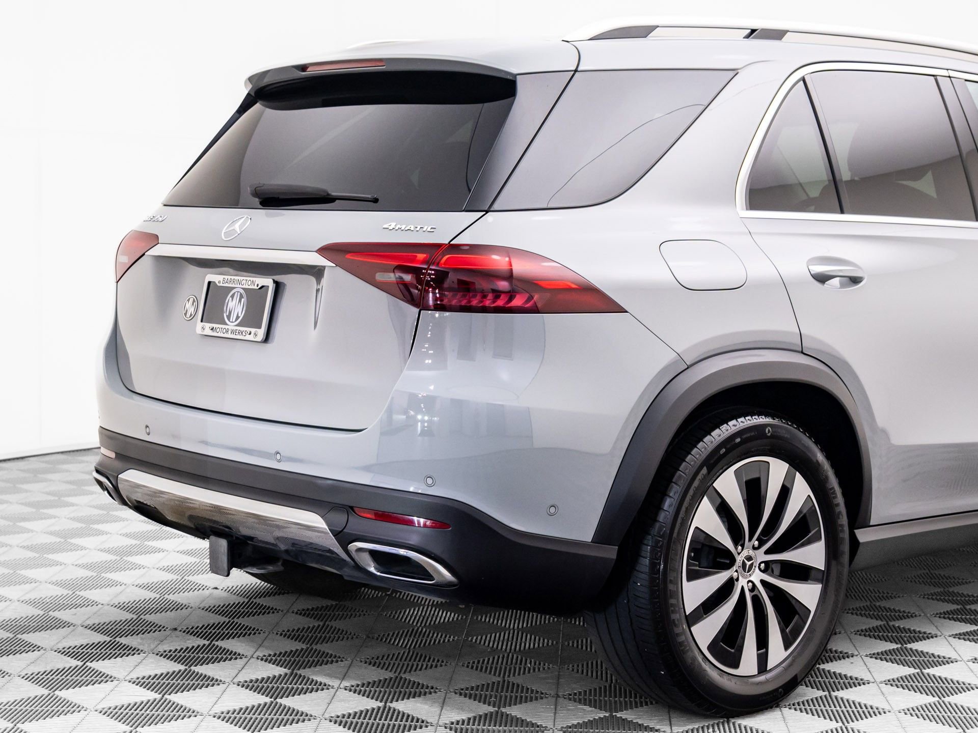 Certified 2024 Mercedes-Benz GLE 350 4MATIC w/ Driver Assistance Package image 39