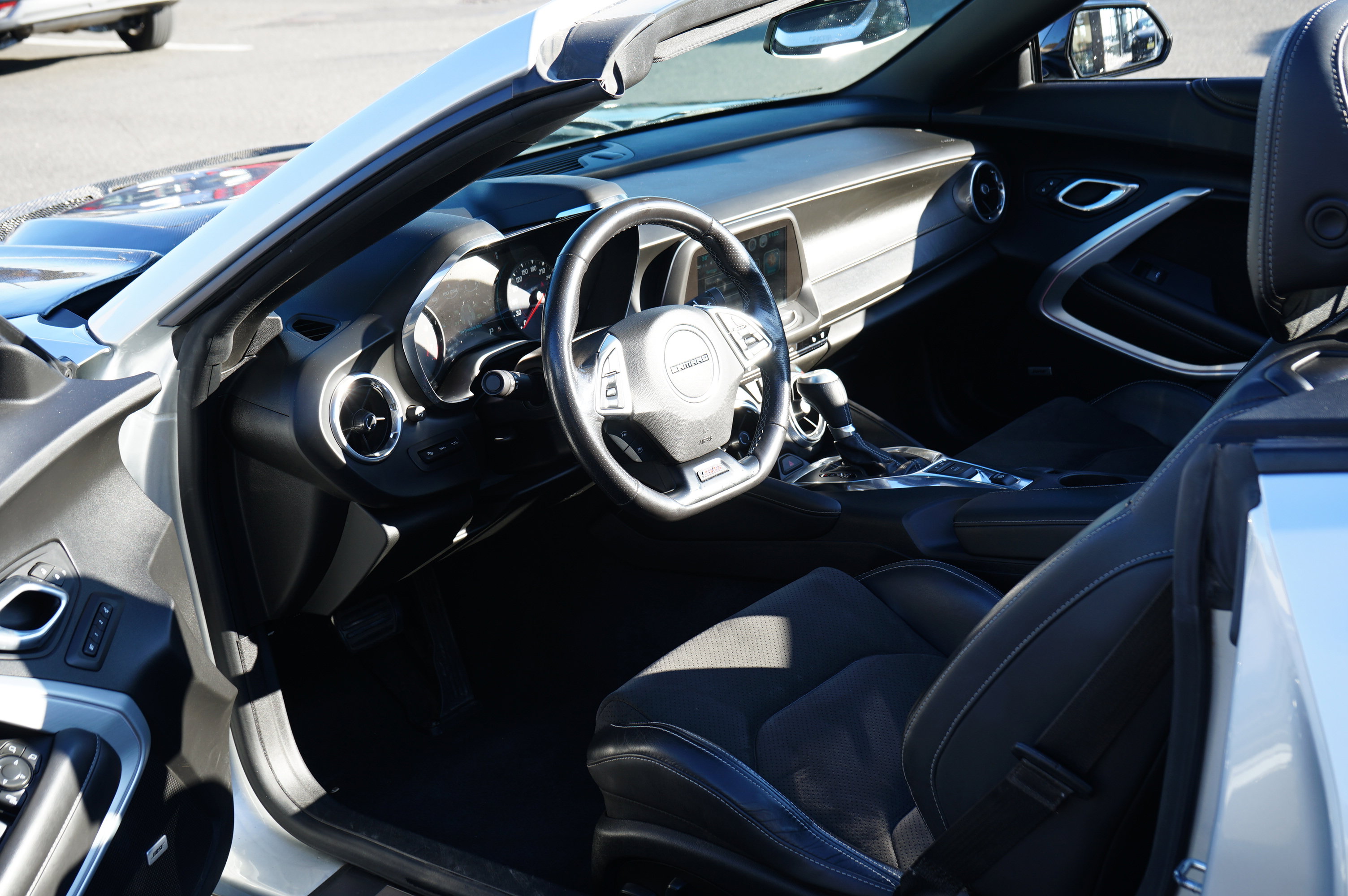 Used 2018 Chevrolet Camaro SS image 22