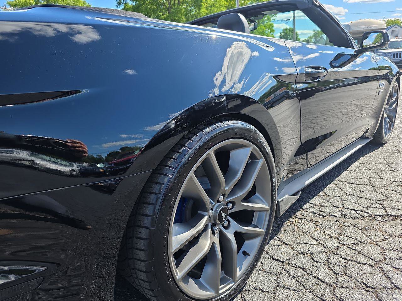 Used 2015 Ford Mustang GT Premium w/ Equipment Group 401A RWD image 36