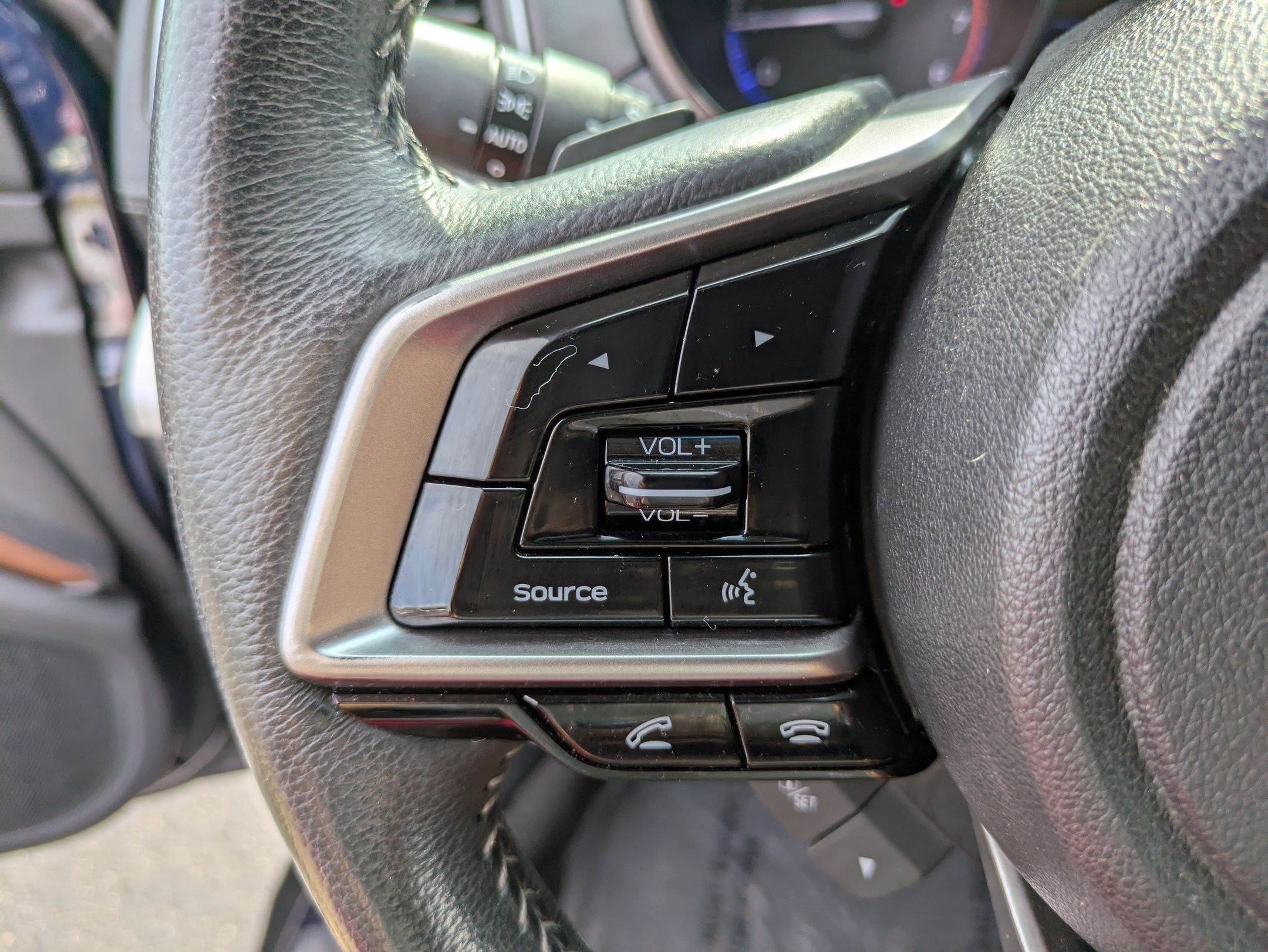 Used 2018 Subaru Outback 2.5i Touring AWD/4WD image 18
