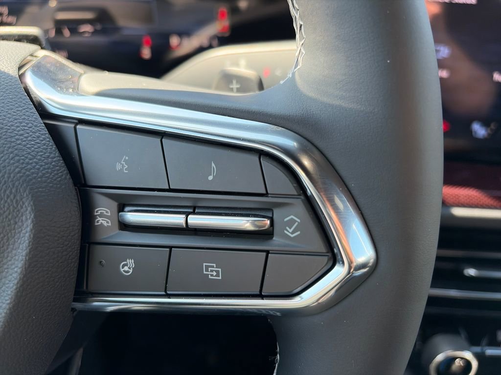 New 2026 Chevrolet Traverse Z71 w/ Enhanced Driving Package AWD/4WD image 13