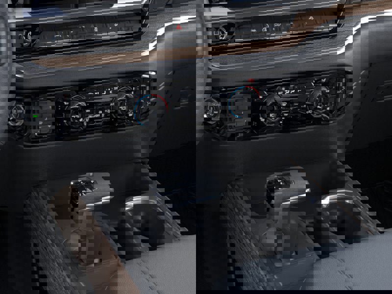 New 2026 Chevrolet Silverado 1500 LT w/ Z71 Off-Road Package image 23