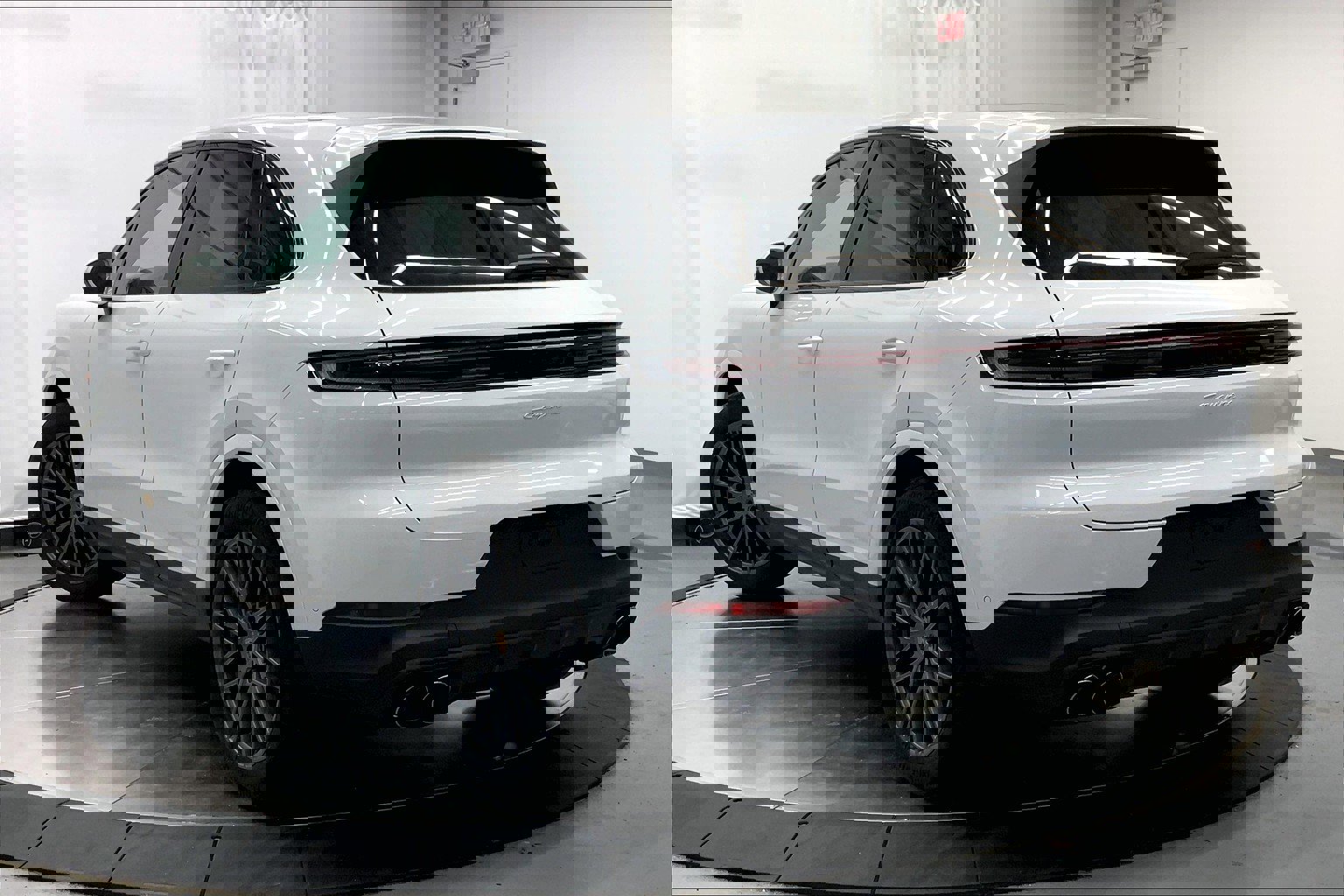 New 2025 Porsche Cayenne image 3