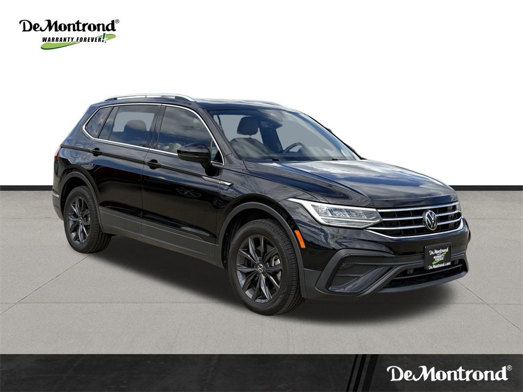 Used 2022 Volkswagen Tiguan SE image 3
