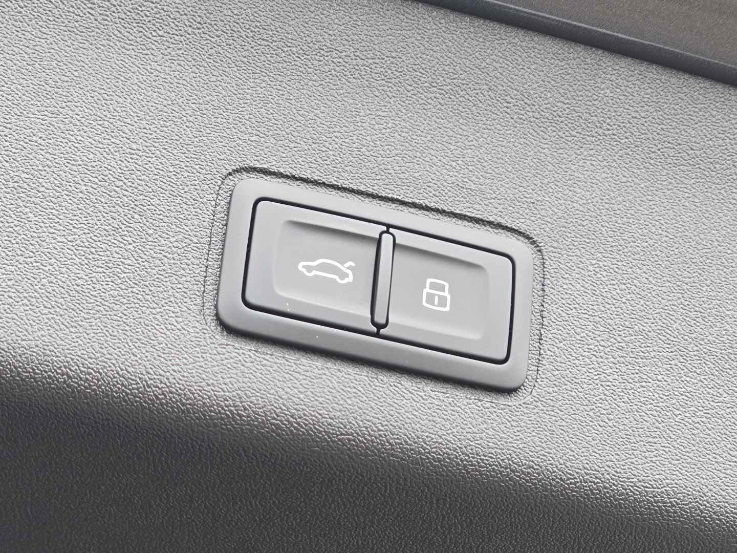 New 2026 Audi Q3 quattro 2.0T image 17