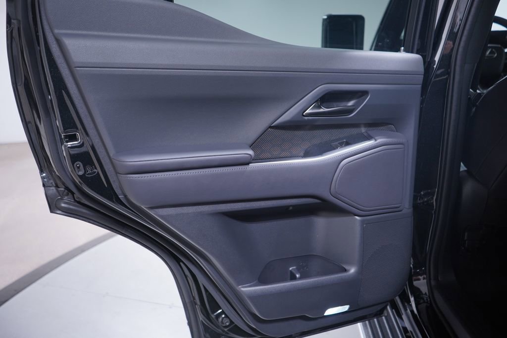 Used 2026 Lexus GX 550 w/ Accessory Package (2T) AWD/4WD image 14