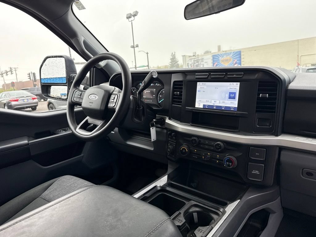 Used 2024 Ford F250 XLT w/ Snow Plow Prep Package AWD/4WD image 30
