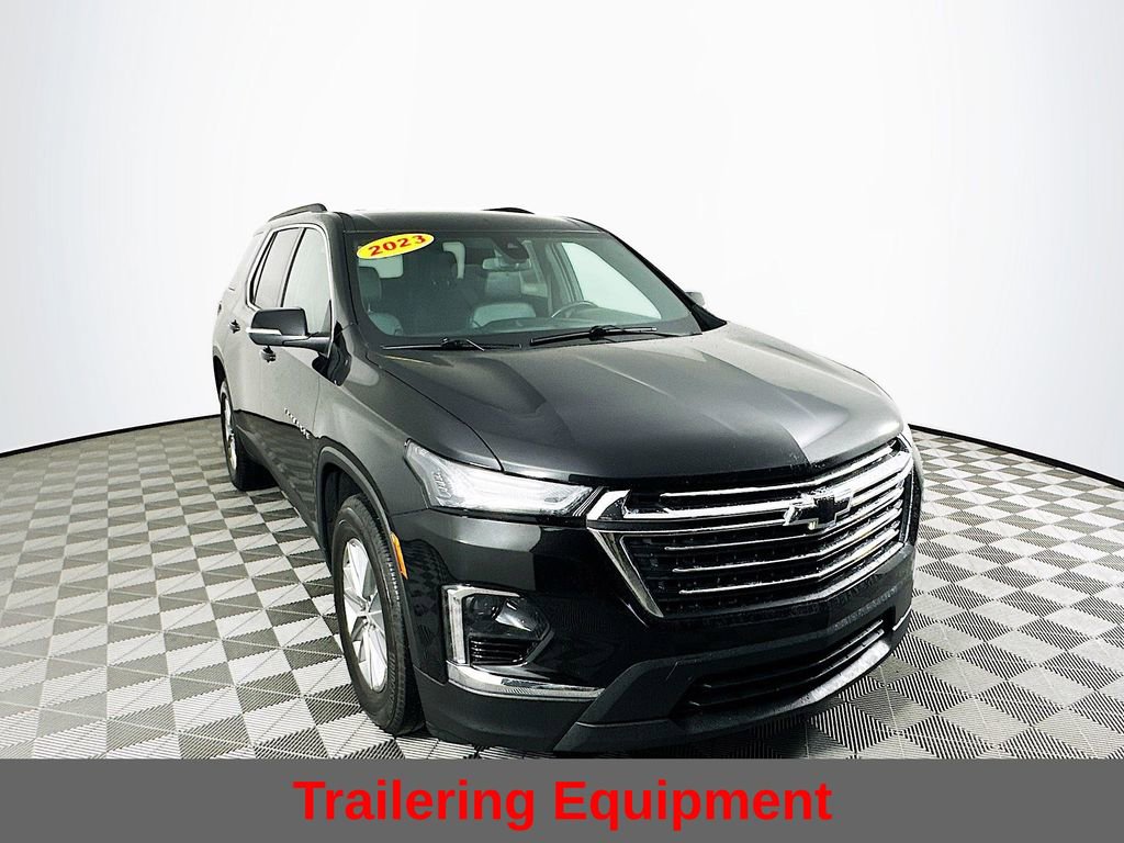Used 2023 Chevrolet Traverse LT w/ LPO, Cargo Package image 4