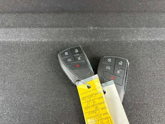 Used 2025 Chevrolet Equinox ACTIV w/ Safety and Technology Package image 35