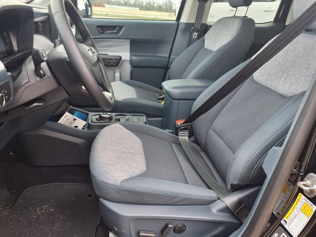 New 2026 Ford Maverick XLT w/ XLT Luxury Package image 9