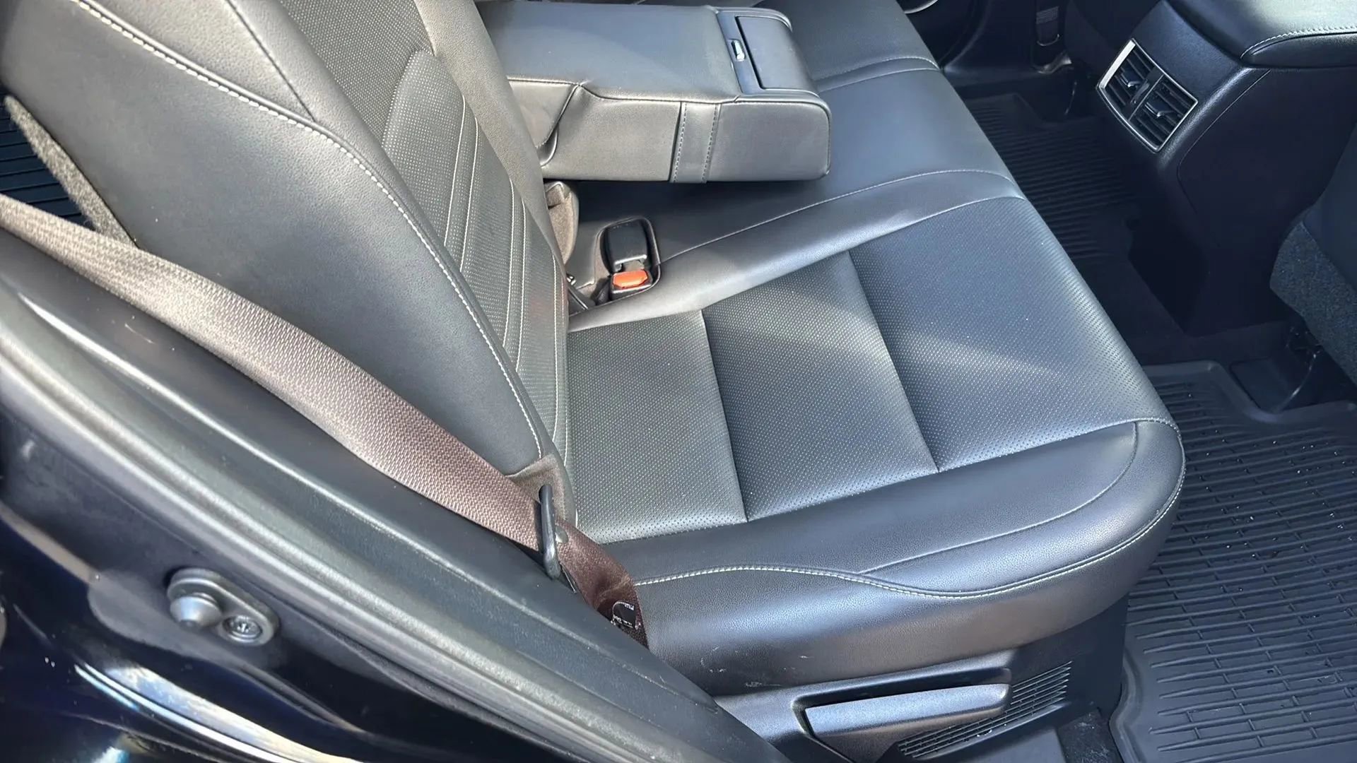 Used 2015 Lexus NX 200t FWD w/ Premium Package image 27