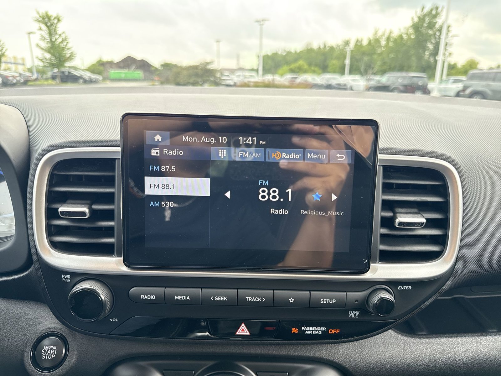 New 2026 Hyundai Venue SEL FWD image 17
